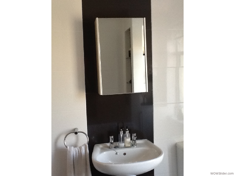 ensuite vanity